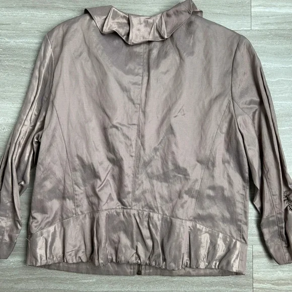 Ruby Rd. Metallic Taupe Label with Yellow Tag - Picture 2 of 3